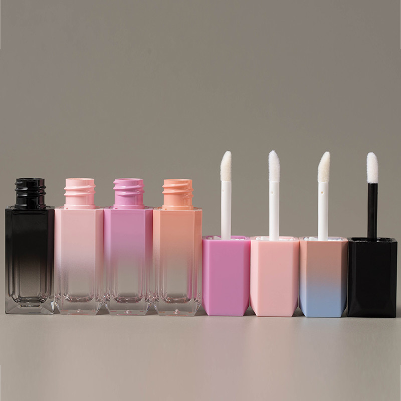 Cylinder Black Pink Blue 5ml Empty Lip Gloss Tubes With Brush OEM